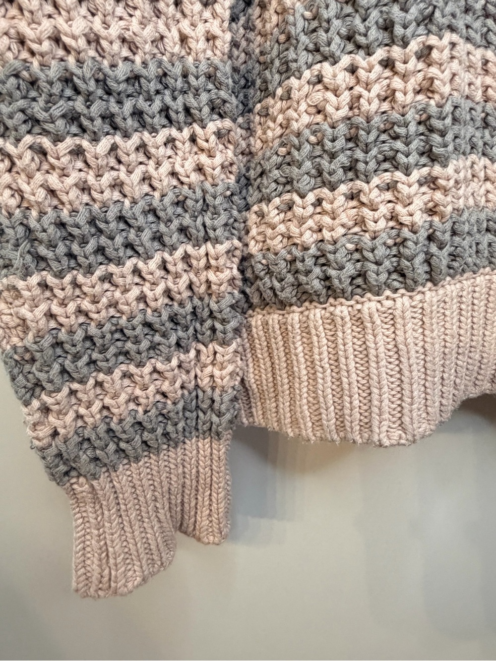 Free People Women’s At the Beach Soft Pink and Gray Cotton Sweater, Size Medium - Picture 5 of 8